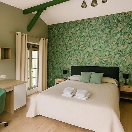 De 95m2 Au Coeur Du Pays D'auge, En Normandie Avec Piscine Et Jacuzzi *
