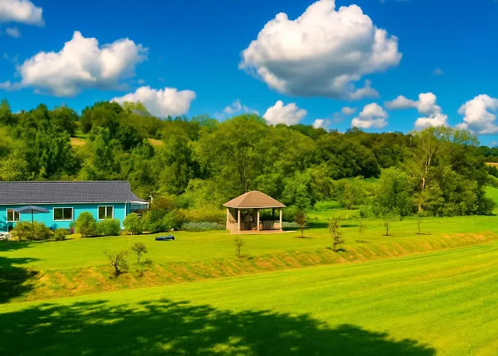 De 95m2 Au Coeur Du Pays D'auge, En Normandie Avec Piscine Et Jacuzzi *