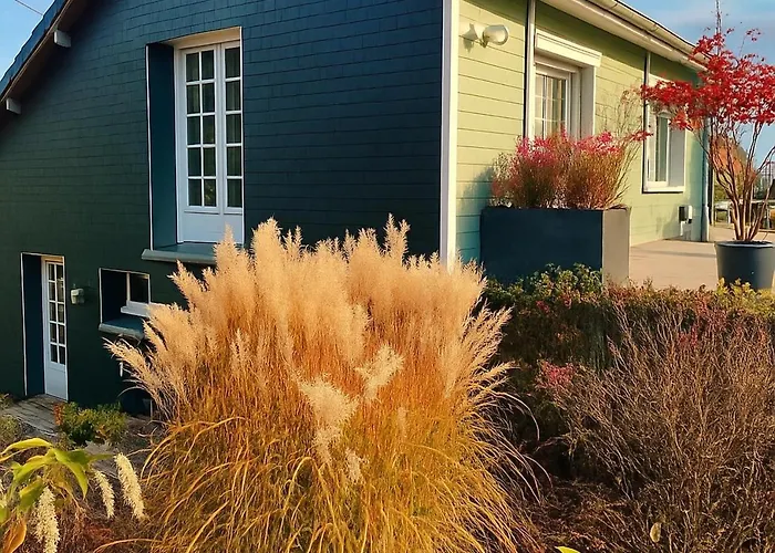 De 95m2 Au Coeur Du Pays D'auge, En Normandie Avec Piscine Et Jacuzzi Holiday home